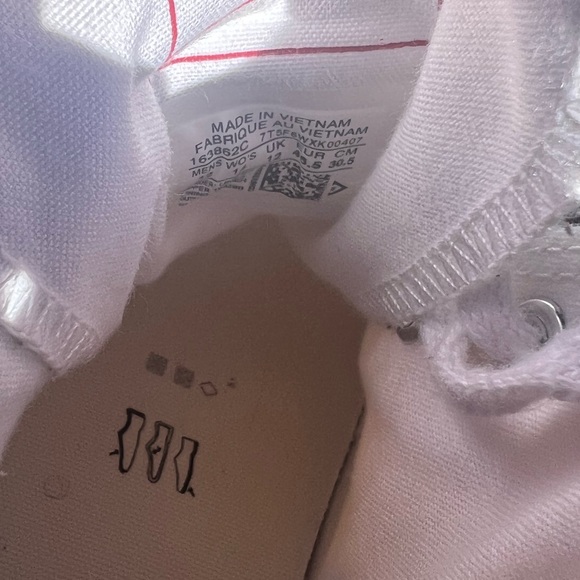 Off white converses - Picture 4 of 4